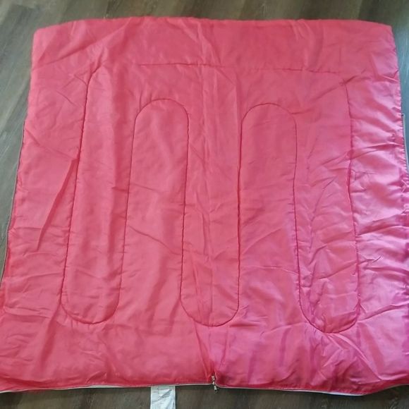 Olivet International Girl's Pink and Gray Fox Reversible Sleeping Bag - Picture 5 of 8